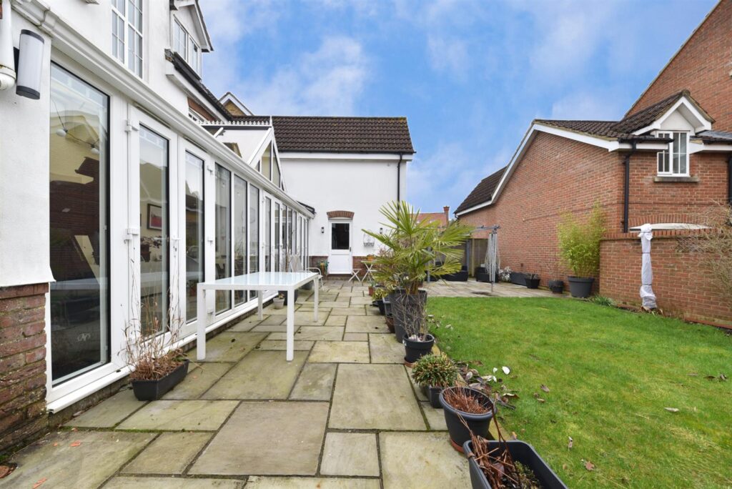 Cleveland Way, Great Ashby, Stevenage