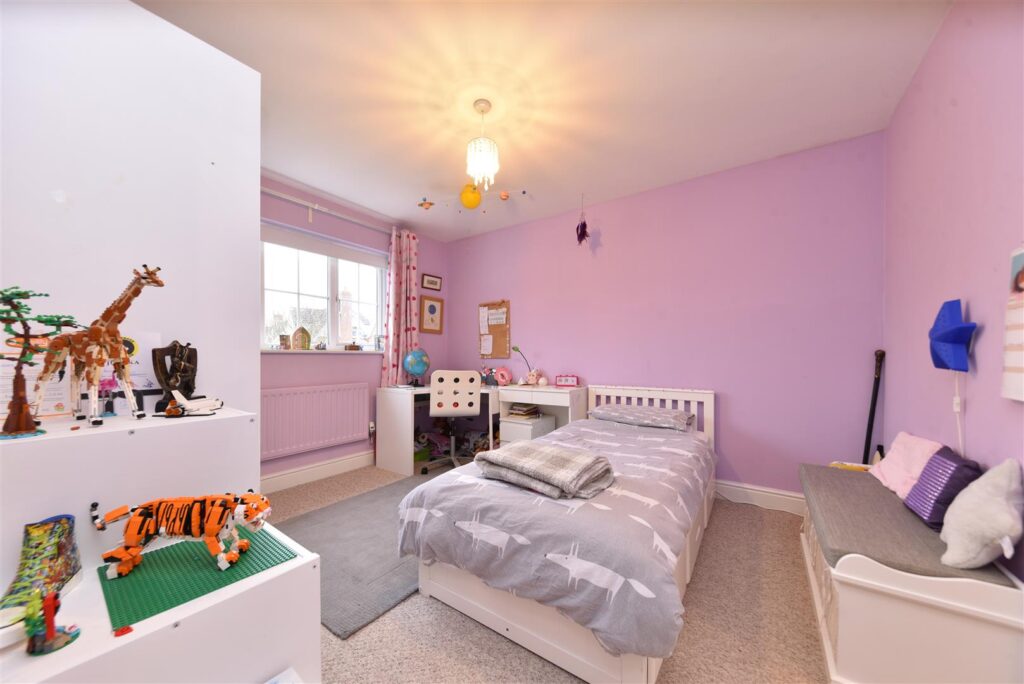 Cleveland Way, Great Ashby, Stevenage