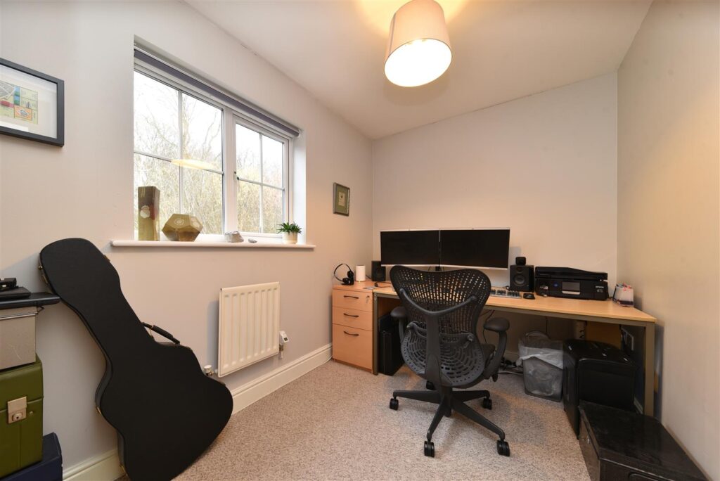 Cleveland Way, Great Ashby, Stevenage