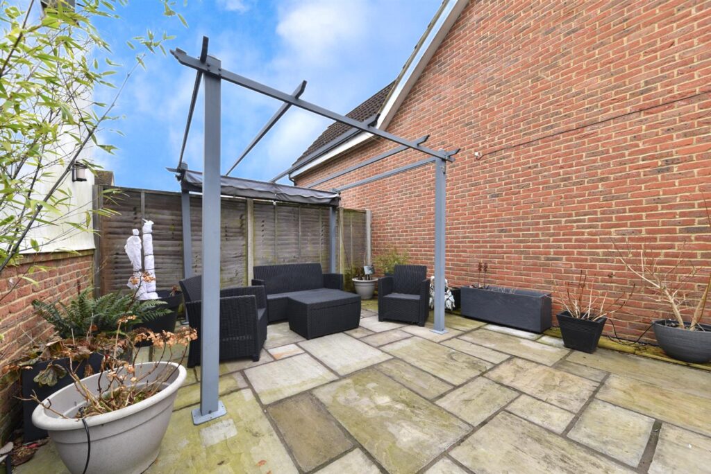 Cleveland Way, Great Ashby, Stevenage