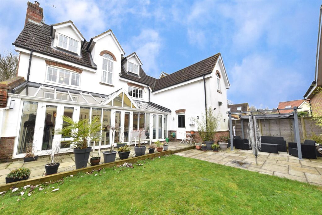 Cleveland Way, Great Ashby, Stevenage