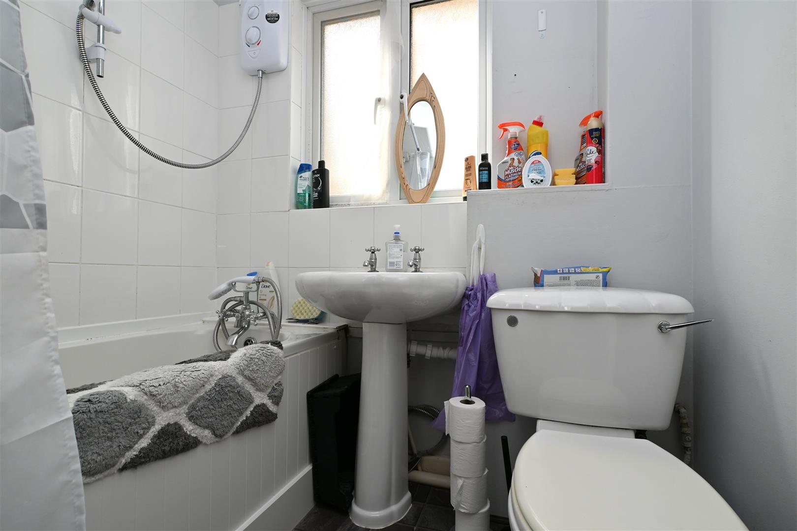 zIeBHsD2zkuIs-34e9hF5w.jpg