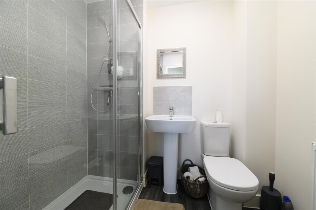 Buntings Close, Blunham, Bedford