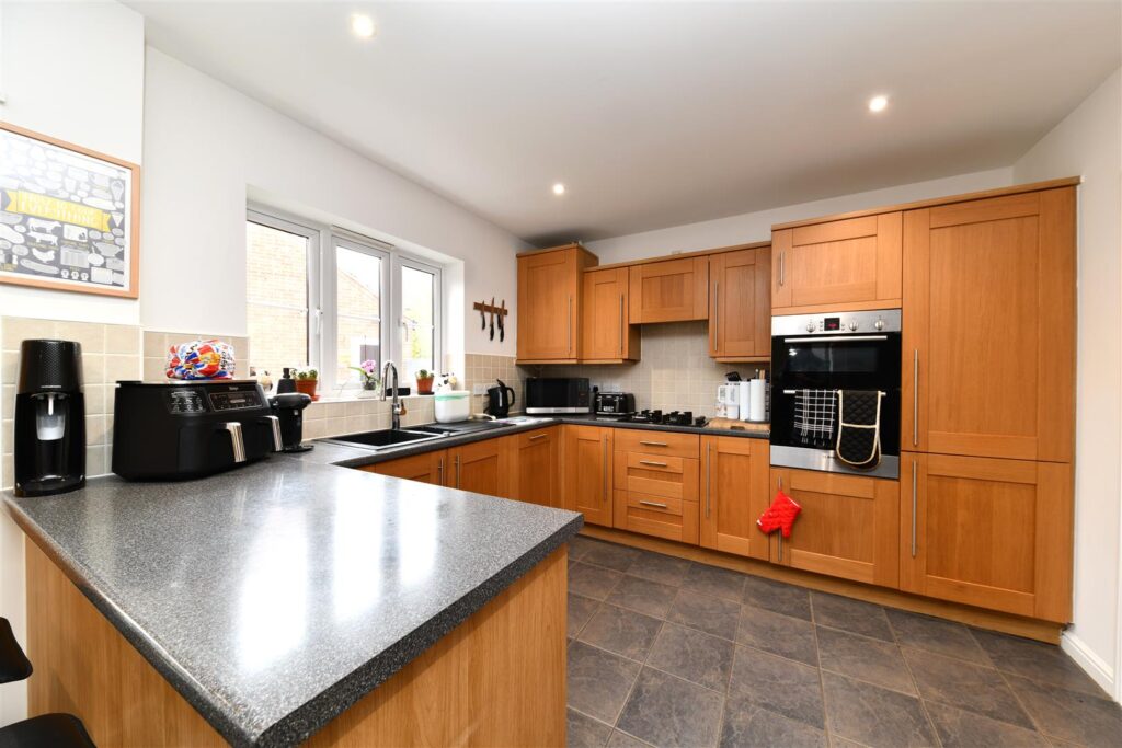 Haybluff Drive, Stevenage