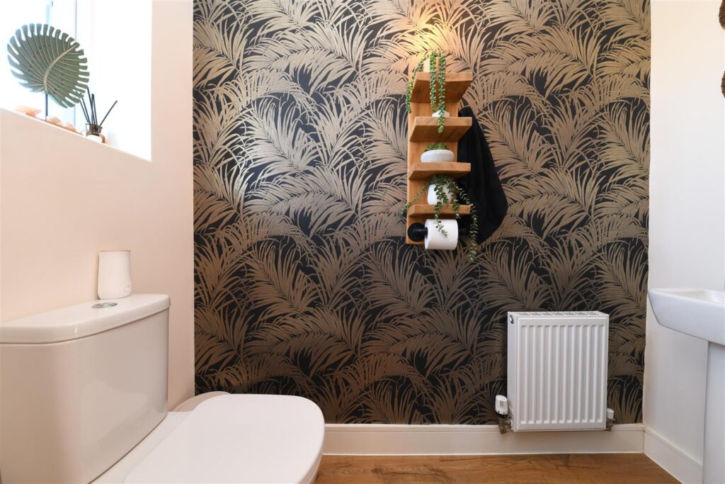 Buntings Close, Blunham, Bedford