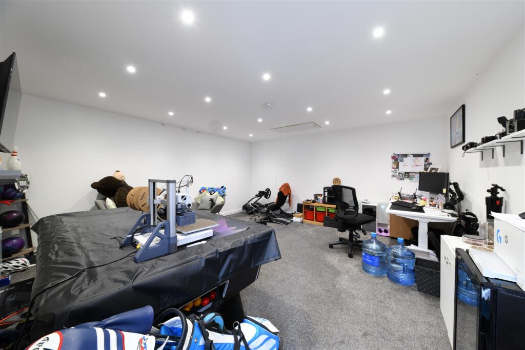 Haybluff Drive, Stevenage