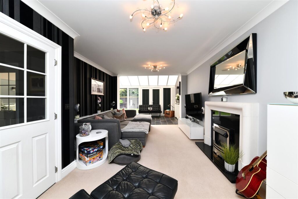 Cleveland Way, Stevenage