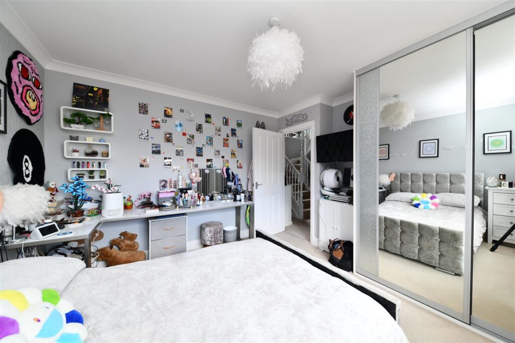 Cleveland Way, Stevenage