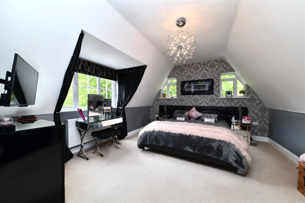 Cleveland Way, Stevenage