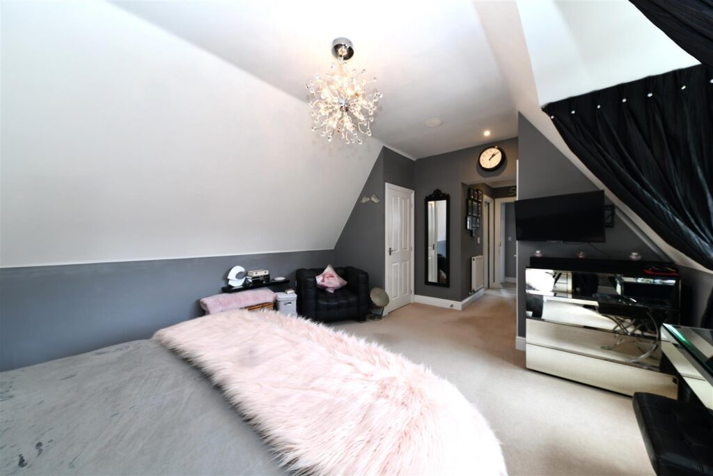 Cleveland Way, Stevenage