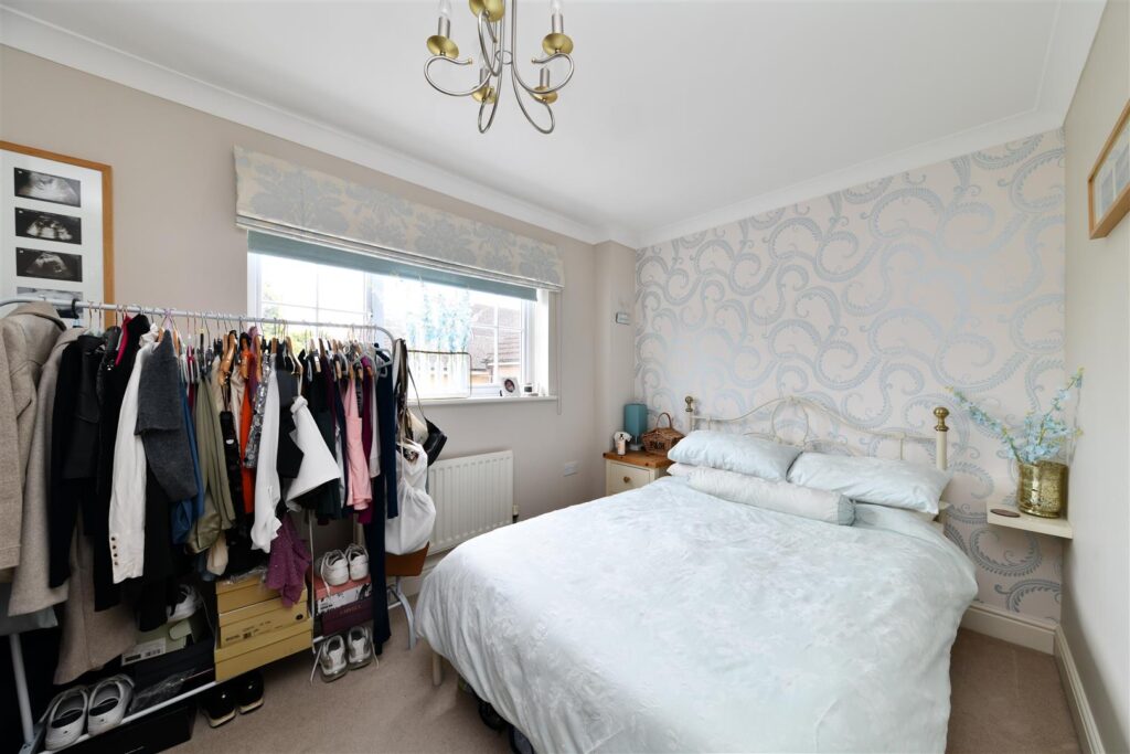 Cleveland Way, Stevenage