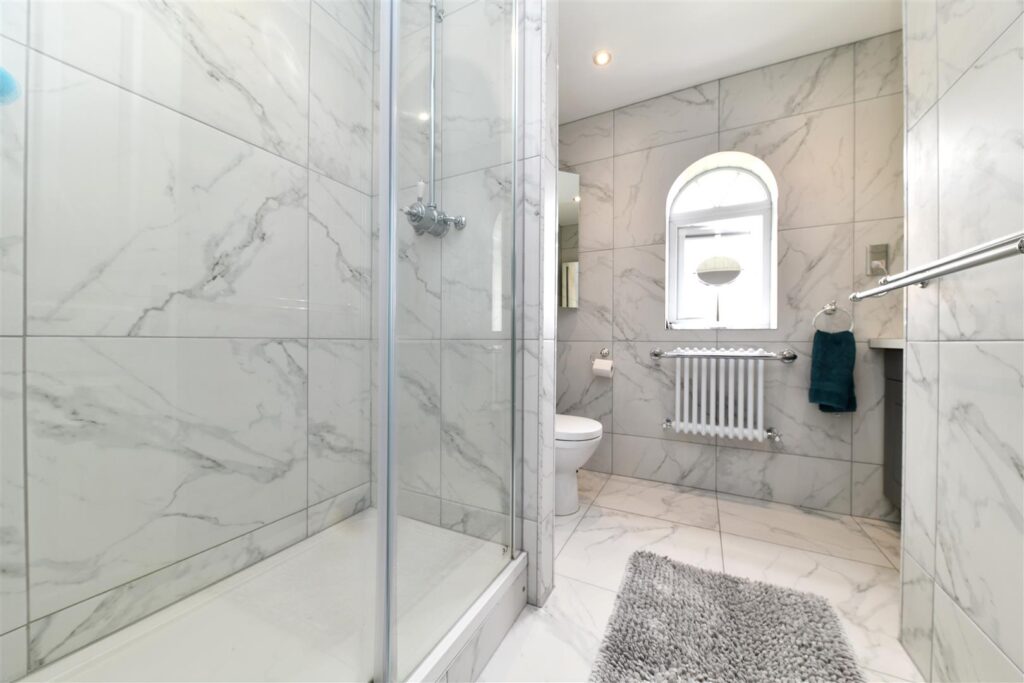 Cleveland Way, Stevenage