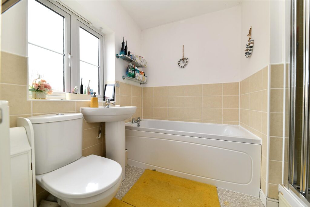 Haybluff Drive, Stevenage