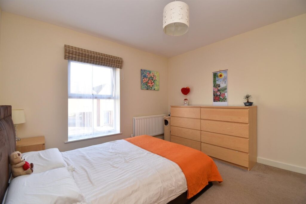 Cotswold Drive, Stevenage