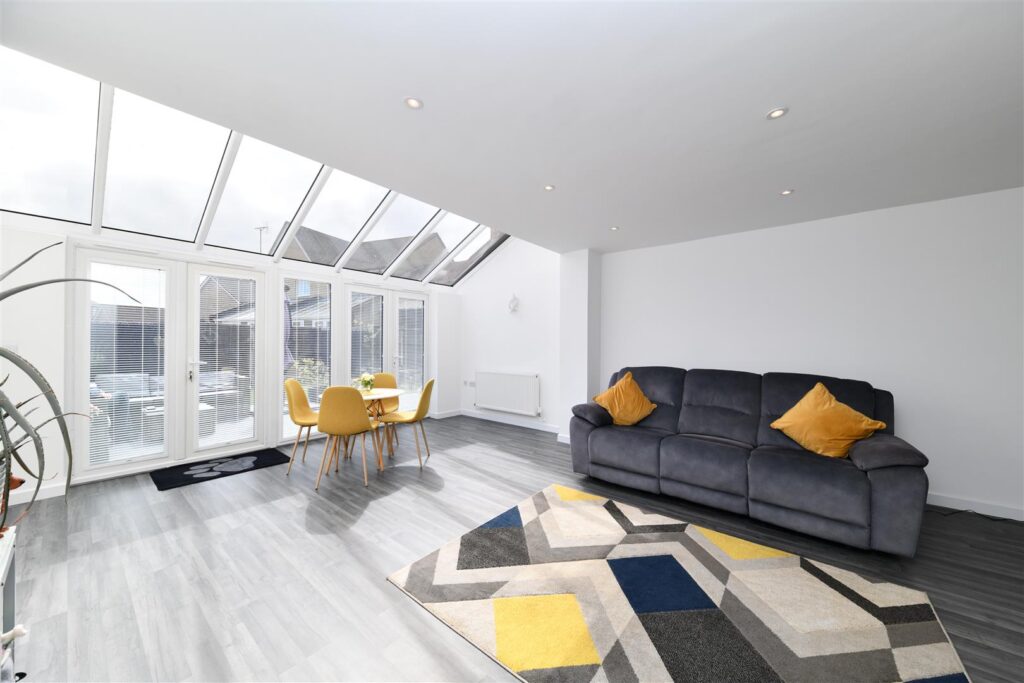 Cleveland Way, Stevenage, Herts