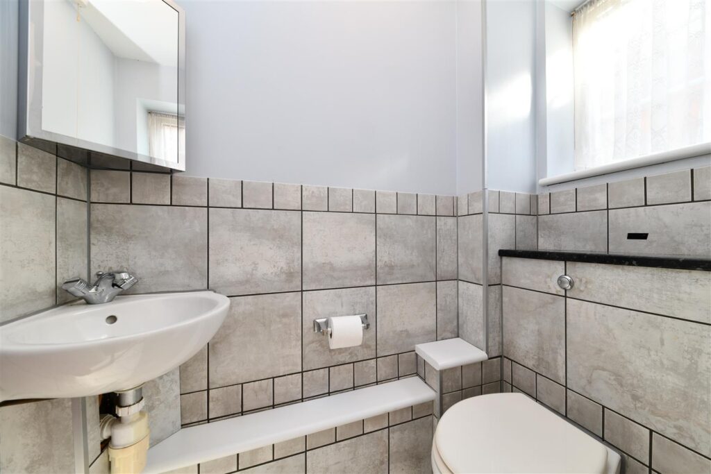 Dawlish Close, Stevenage