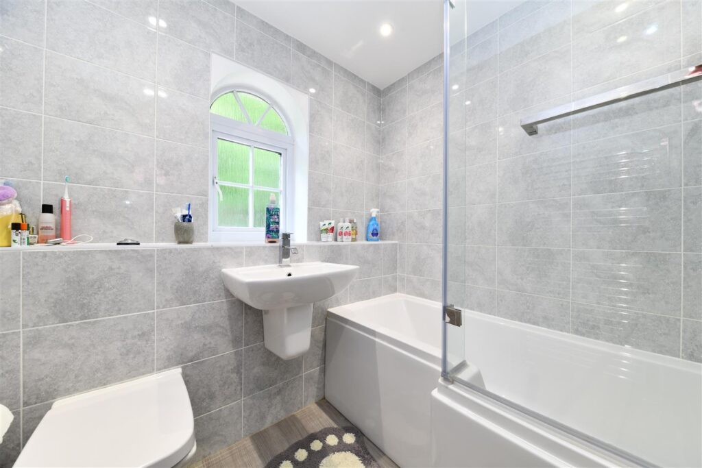 Cleveland Way, Stevenage, Herts