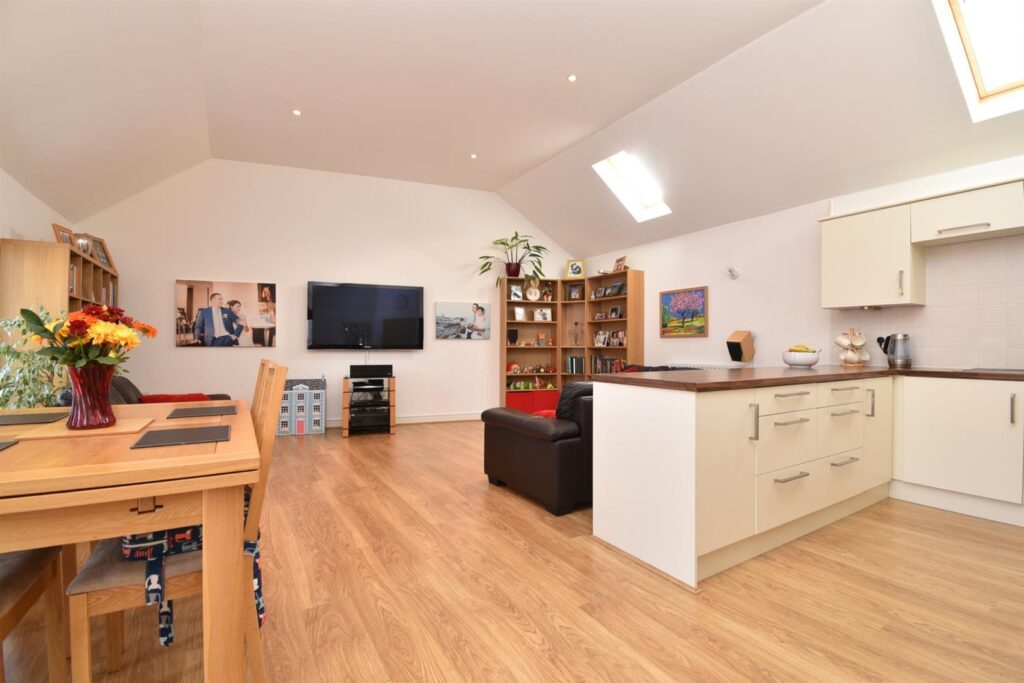 Cotswold Drive, Stevenage