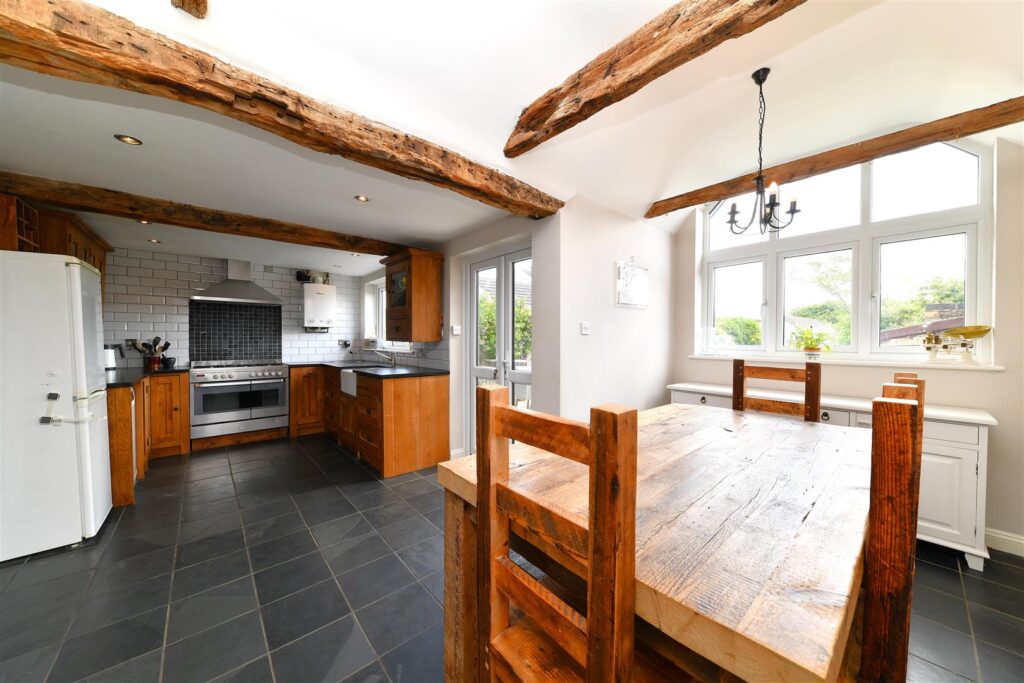 New Road, Clifton, Shefford