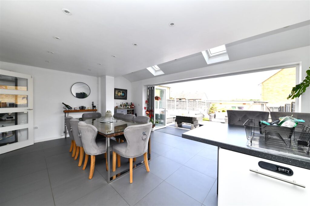 Pankhurst Crescent, Stevenage