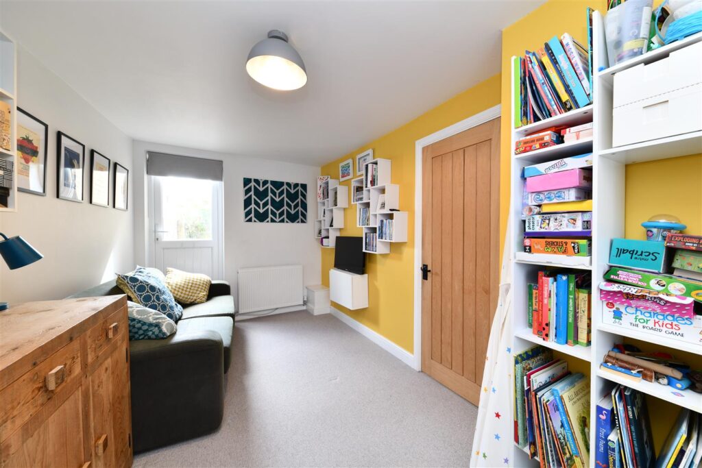 New Road, Clifton, Shefford