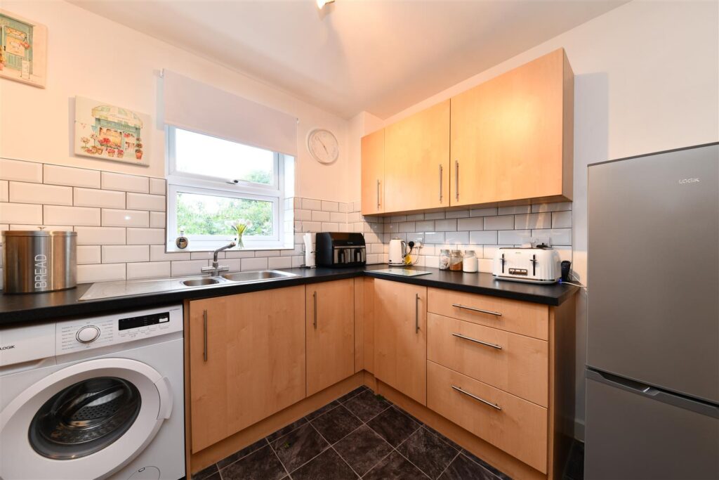 Knott Close, Stevenage