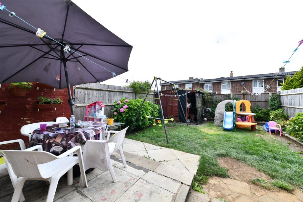 East Close, Stevenage