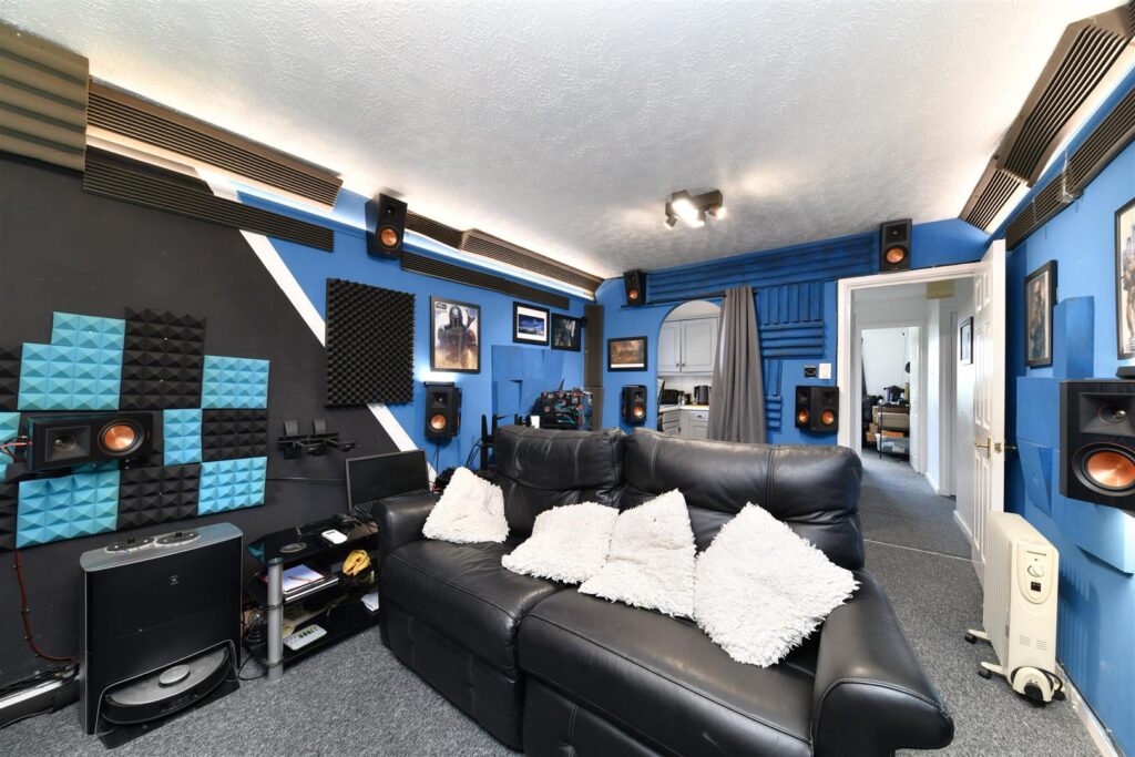 Keller Close, Stevenage