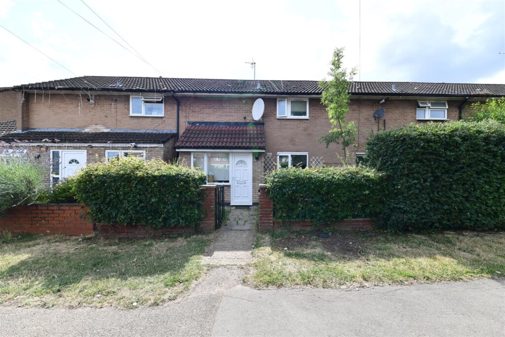 East Close, Stevenage