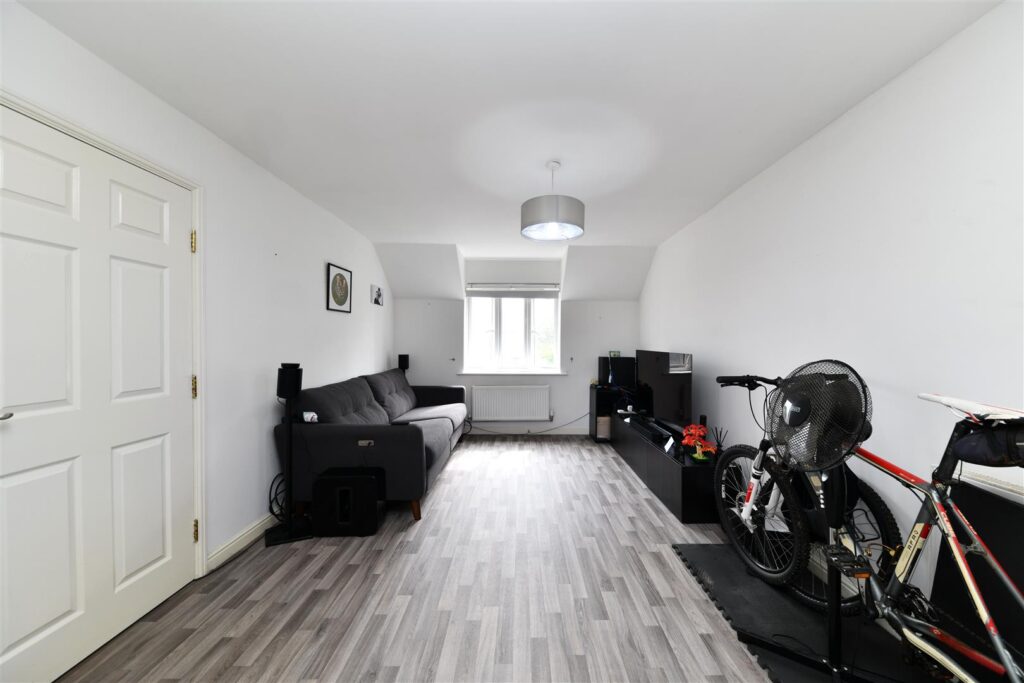 Haybluff Drive, Stevenage