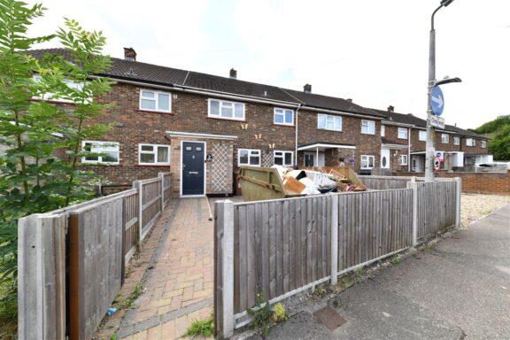 Pankhurst Crescent Image