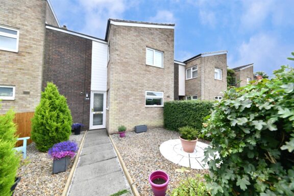 Lingfield Road Image