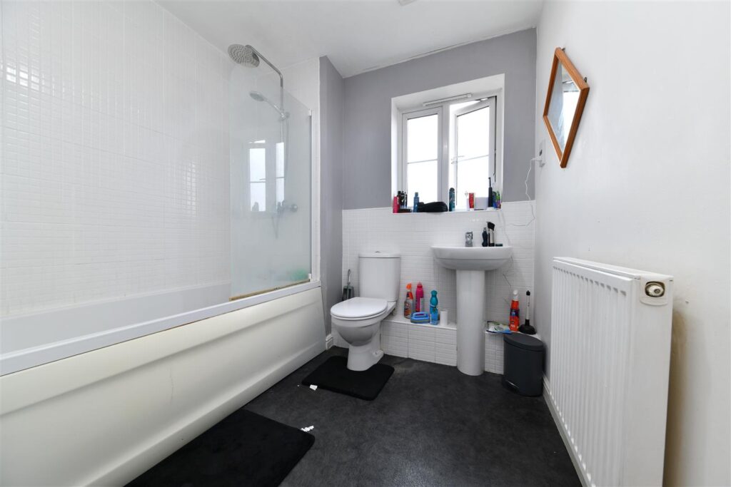 Haybluff Drive, Stevenage