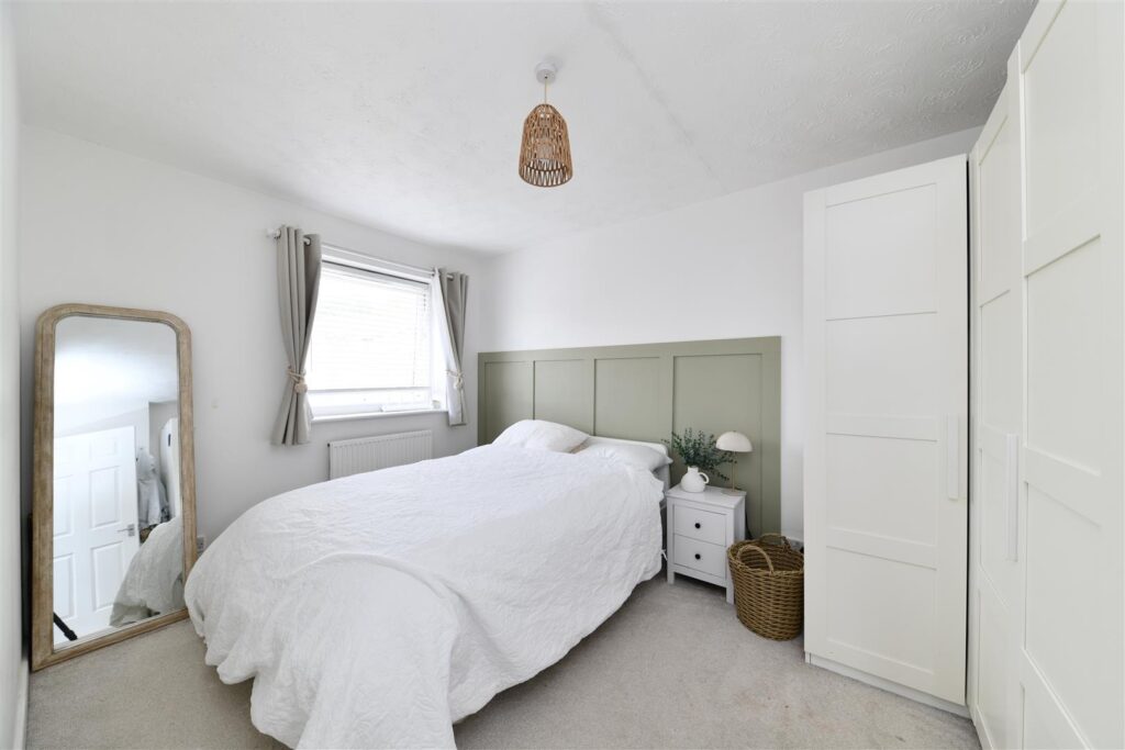 Keller Close, Stevenage