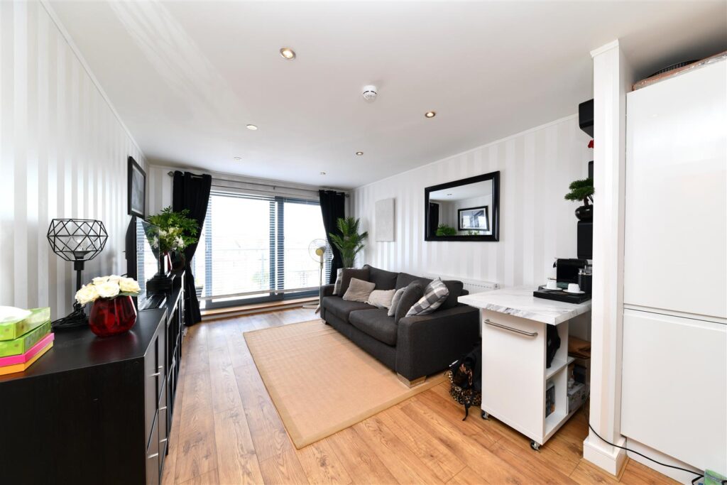 Monument Court, Woolners Way, Stevenage