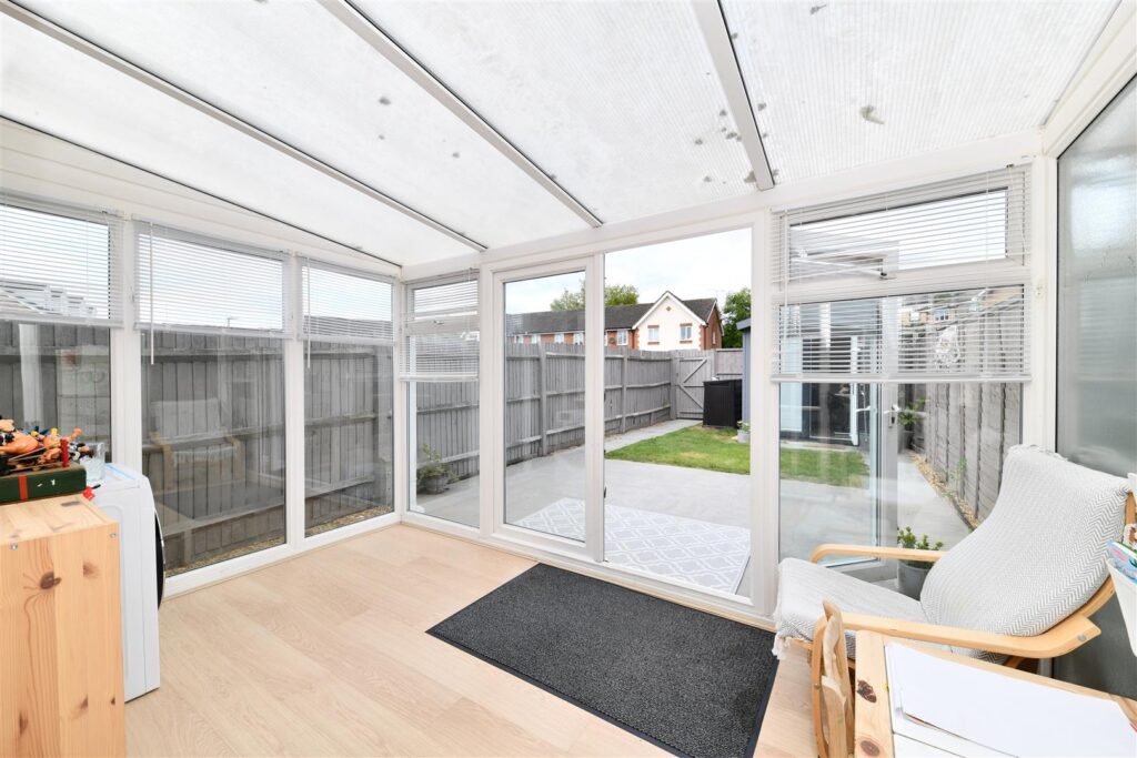 Keller Close, Stevenage