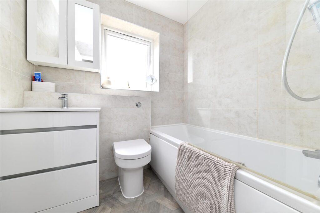 Keller Close, Stevenage