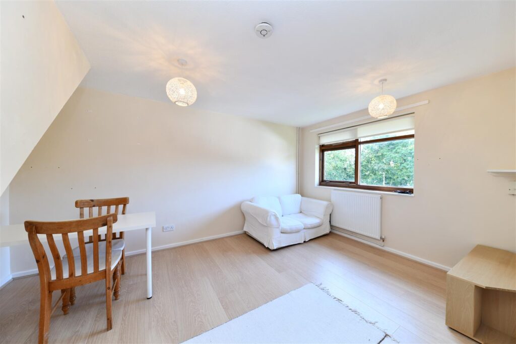 Round Mead, Stevenage