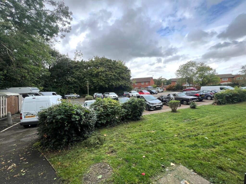 Round Mead, Stevenage