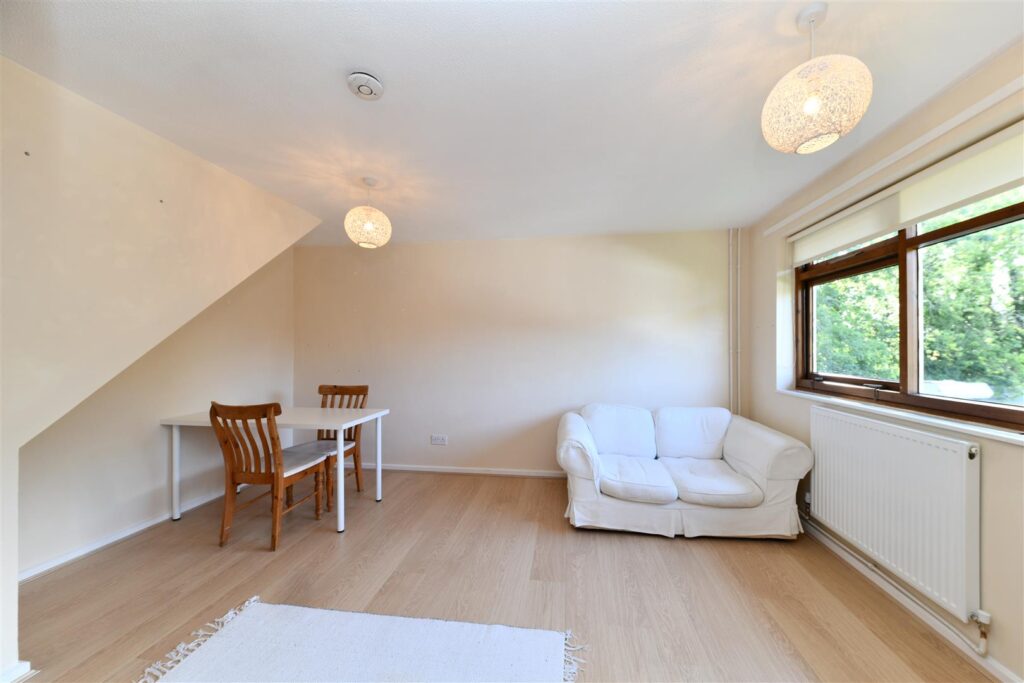 Round Mead, Stevenage