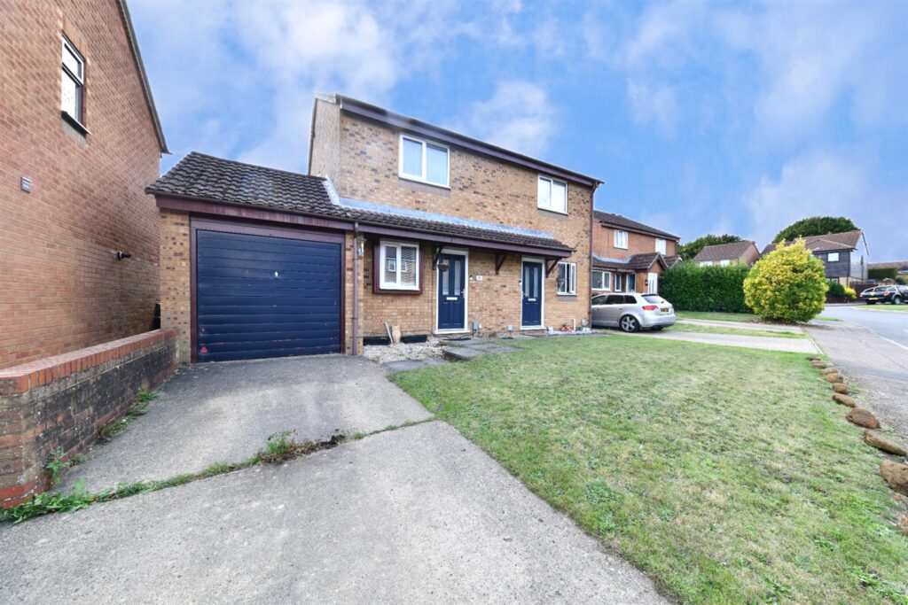 Montfitchet Walk, Stevenage