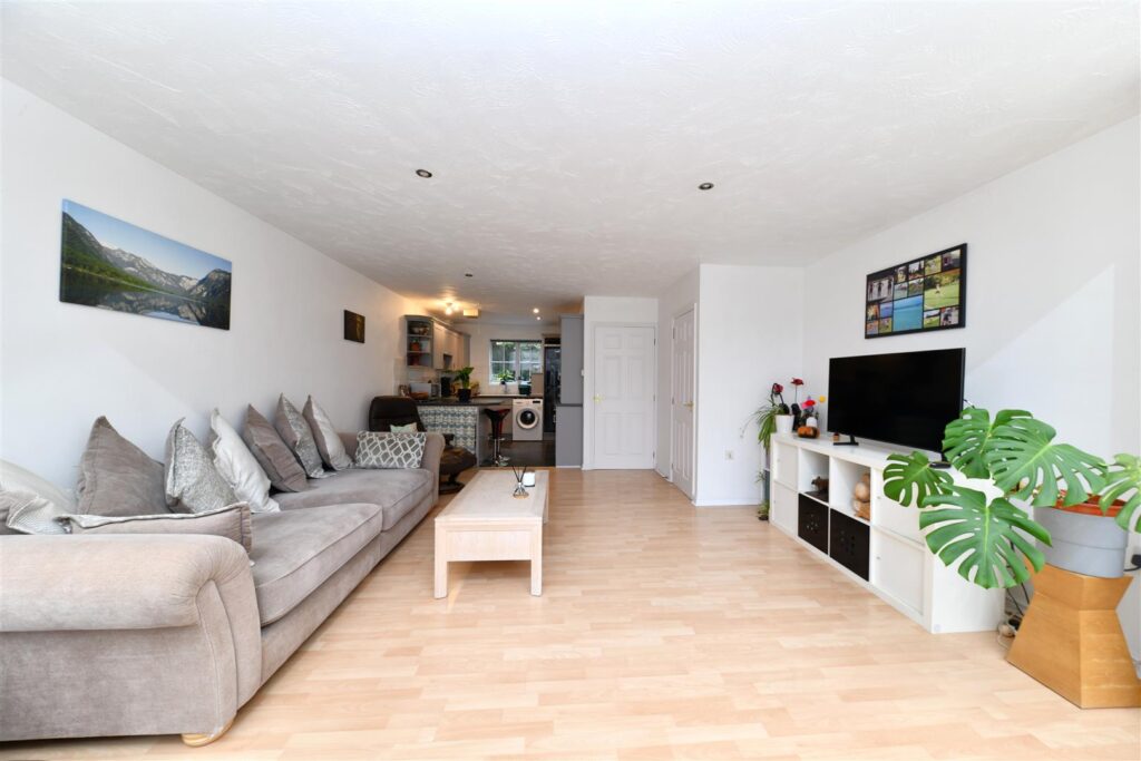 Cleveland Way, Stevenage