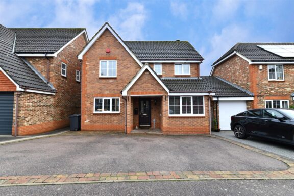 Windermere Close Image
