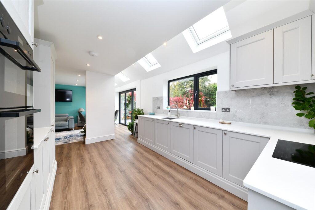 Serpentine Close, Stevenage