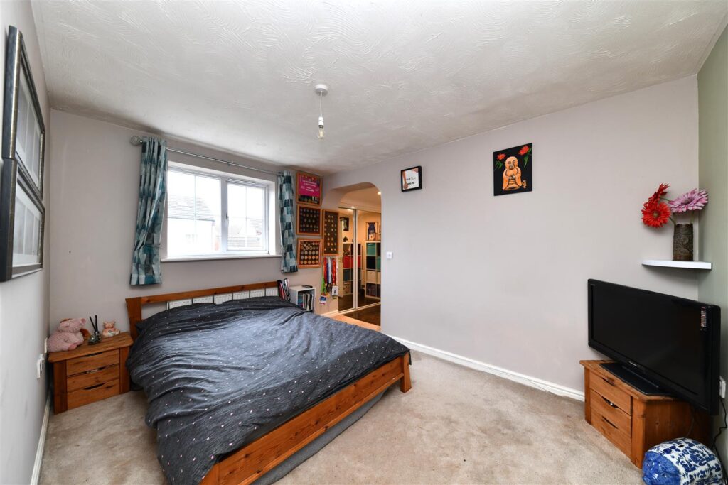 Cleveland Way, Stevenage