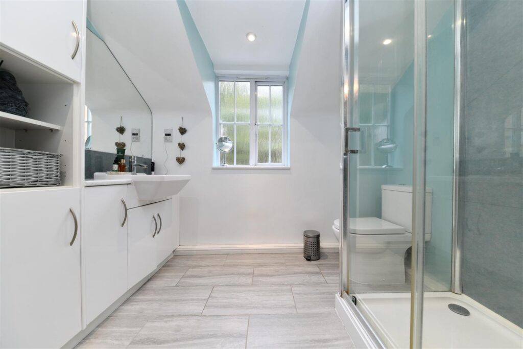 Cleveland Way, Stevenage