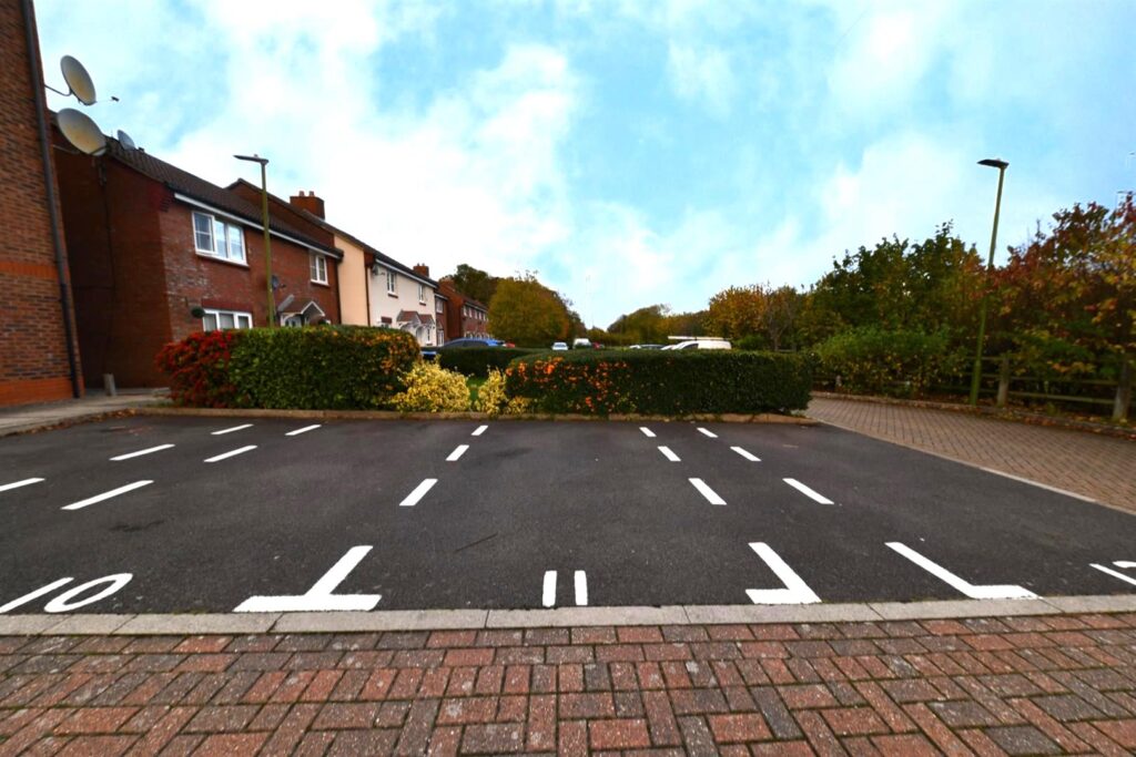 Cromdale Walk, Stevenage