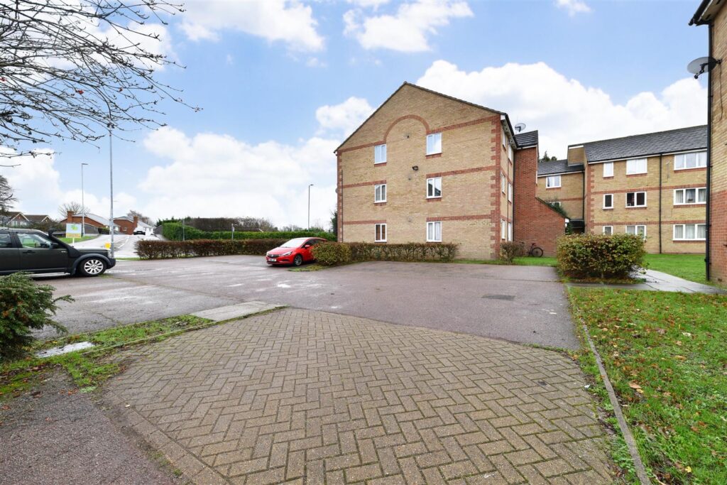 Prestatyn Close, Stevenage