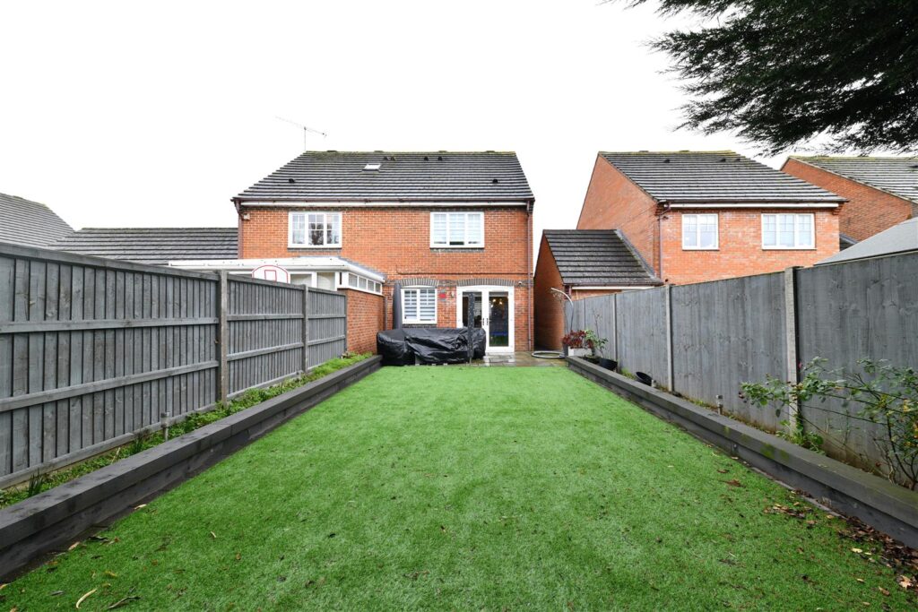 Swale Close, Stevenage