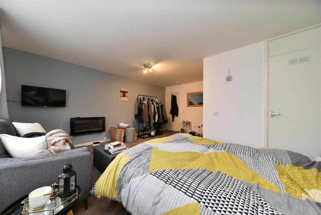 Bradman Way, Stevenage